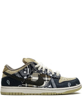 Travis Scott Bandana X SB Dunk