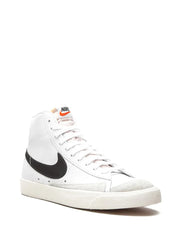 nikee blazer mid 77 vintage white black