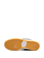 Nikee Sb Dunk Low White Gum