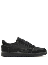 Nike air jordan phantom low x travis scott