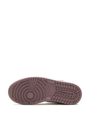 Nikee Air Jordan Retro 1 Pony Smokye 394