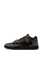 NIKEE AIR JORDAN X TRAVIS SCOTT JUMPMAN JACK DARK MOCHA SEMI UA