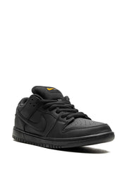 nikee Sb Dunk Low GS Triple Black