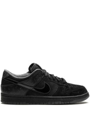 Nik ee sb dunk Low dunk of the feather black university
