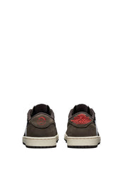 NIK E AIR JORDAN RETRO 1 LOW X TRAVIS SCOTT MOCHA SEMI UA