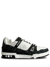 . vuitton trainer black white