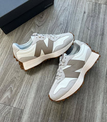 New Balance 327 Moonbeam Driftwood