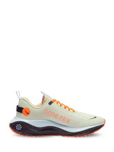 Nikee Infinity Run 4 Gore Tex White