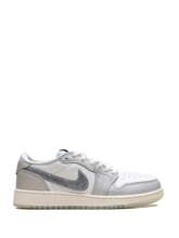 NIKE AIR JORDAN 1 LOW YEAR OF THE SNAKE2025
