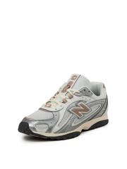 Newbalance 204L silver metallic white and brown