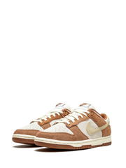 Nikee sb dunk low medium curry