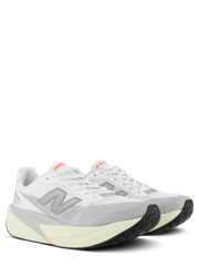 Neww balance v5 fuel cell rebel white