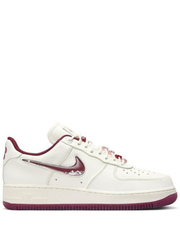 Nikee Airforce 1 Valentine s Day 2025 for her