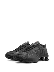 Nik ee Shox R4 Triple Black