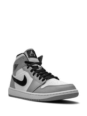 nikee jordan retro 1 high LIGHT SMOKE GREY
