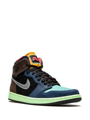 Nikee Air Jordan Retro 1 High BIO HACK SEMI UA