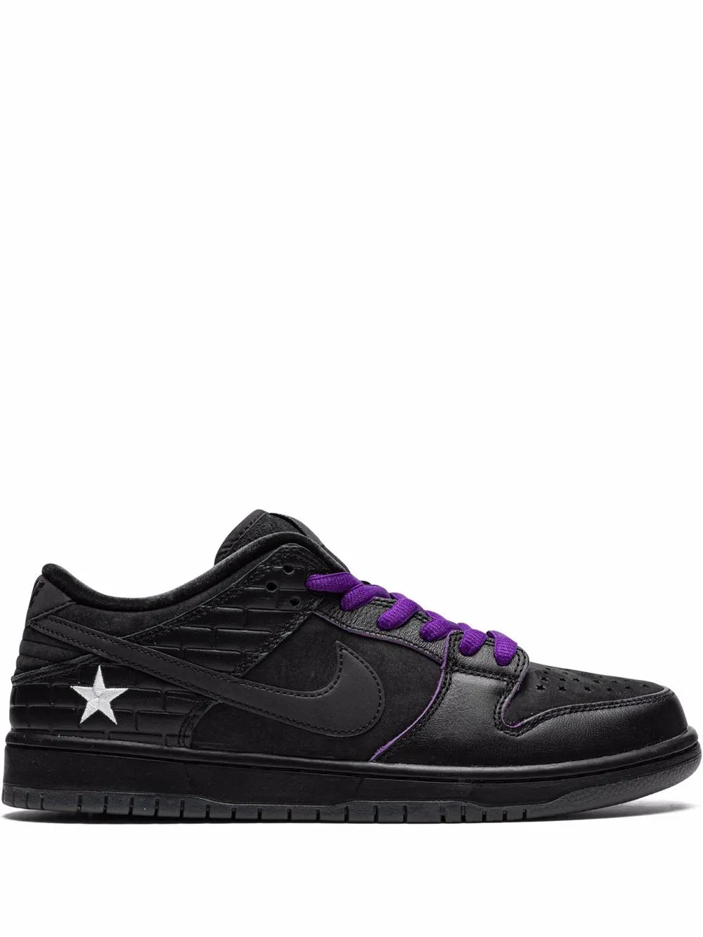 Nike SB Dunk Low
