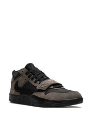 NIKEE AIR JORDAN X TRAVIS SCOTT JUMPMAN JACK DARK MOCHA SEMI UA