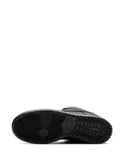 nikee Sb Dunk Low GS Triple Black