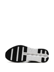 On Cloud Running Tilt Black White 383