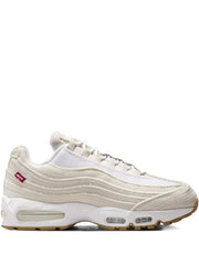 Nikee AirMax 95 OG x Levis Light Orewood Brown