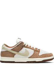 Nikee sb dunk low medium curry