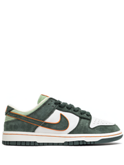 sb dunk low x otomo katsuhiro