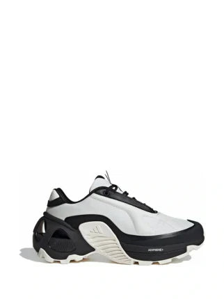 Adi_dass wonder runner White black